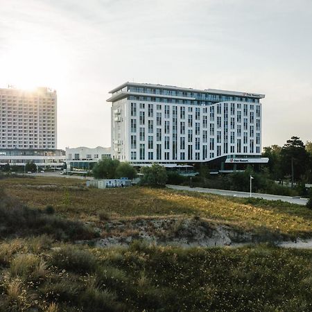 Aja Warnemuende Hotel Rostock Exterior foto