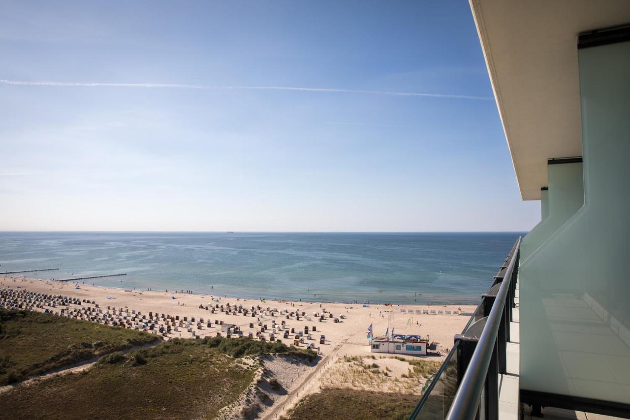 Aja Warnemuende Hotel Rostock Exterior foto